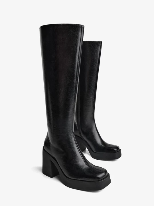 Obrázek produktu Bershka Kozačky černá