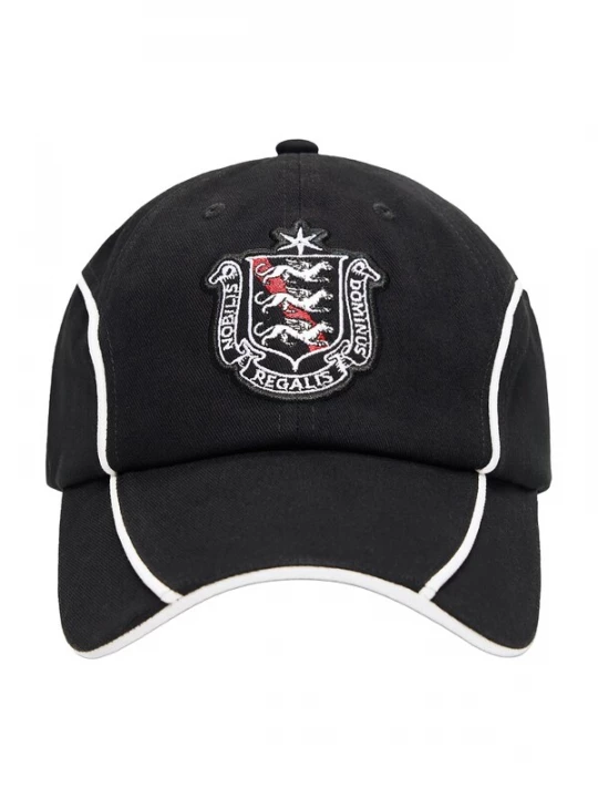 Obrázek produktu Bershka Kšiltovka 'MUNDIAL ENGLAND' černá / bílá