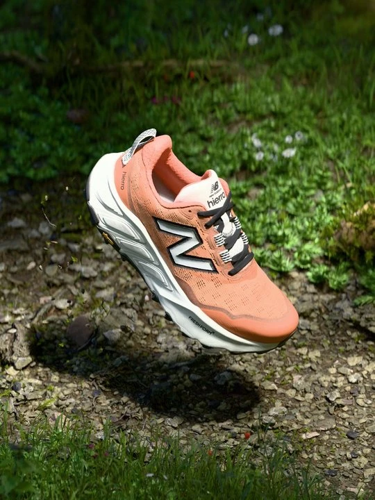 Obrázek produktu Běžecké boty do terénu New Balance meruňková