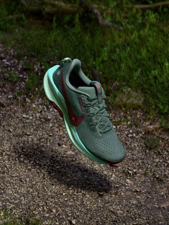 Obrázek produktu Běžecké boty do terénu Nike Performance