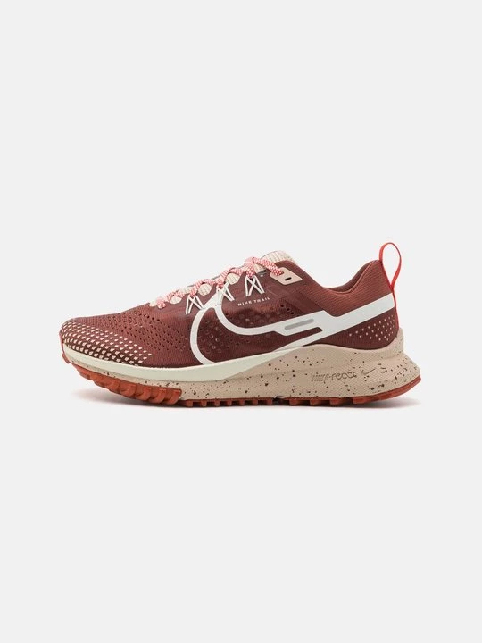 Obrázek produktu Běžecké boty do terénu Nike tmavě červená