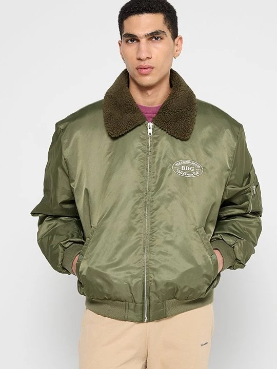 Obrázek produktu Bomber bunda BDG Urban Outfitters khaki