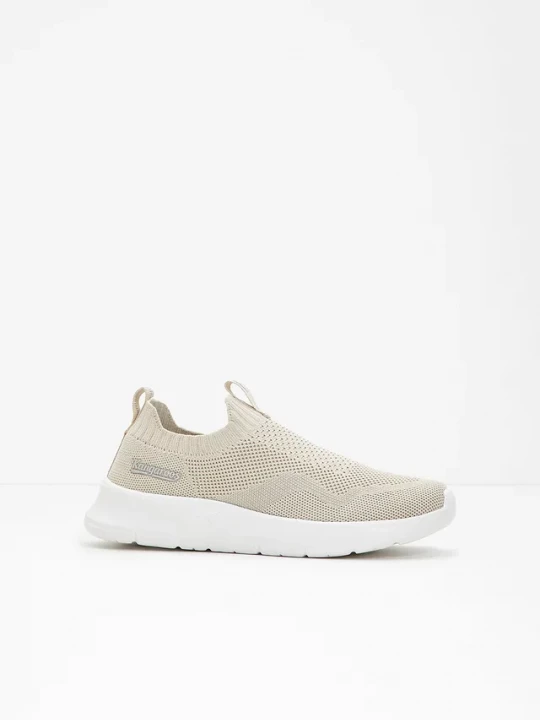 Obrázek produktu Buty wsuwane marki Kangaroos, stretch fit BonPrix beżowy