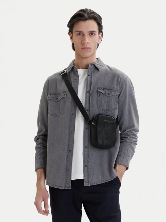 Obrázek produktu Calvin Klein Brašna Emblem Aop Emboss Slim Reporter LV04D3371G Černá