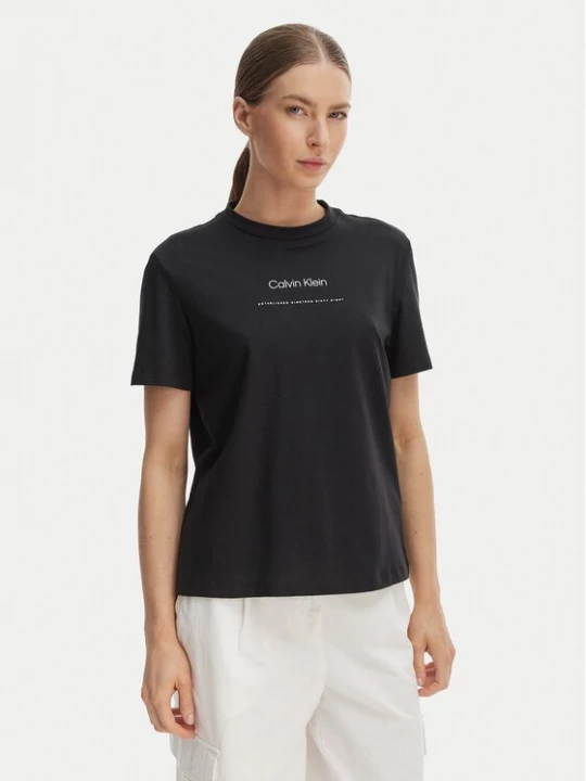 Obrázek produktu Calvin Klein Jeans T-Shirt Classic LV047C811G Černá Regular Fit