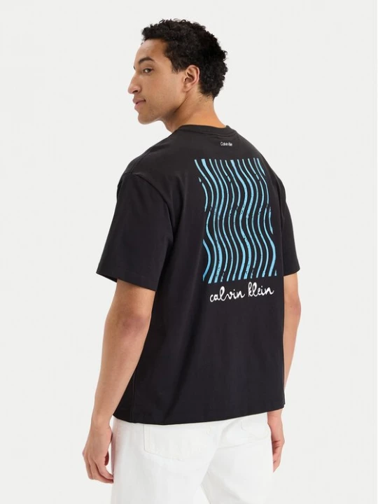 Obrázek produktu Calvin Klein Jeans T-Shirt SS 16s CK TRVL LV04RG816G Černá Regular Fit