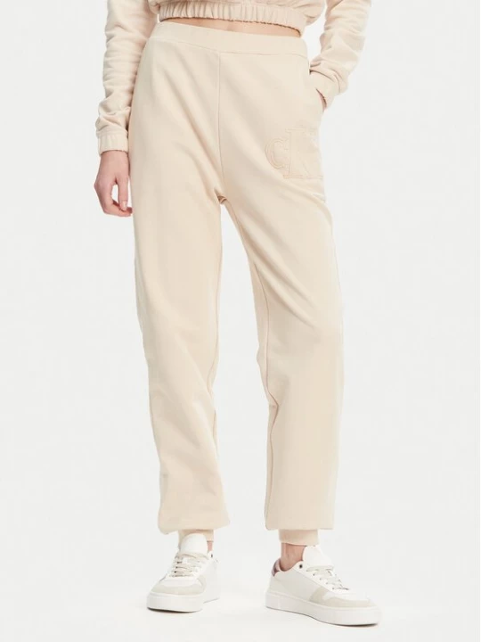 Obrázek produktu Calvin Klein Jeans Teplákové kalhoty J20J225355 Béžová Regular Fit