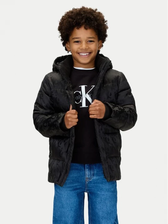 Obrázek produktu Calvin Klein Jeans Zimní bunda IB0IB02570 Černá Regular Fit