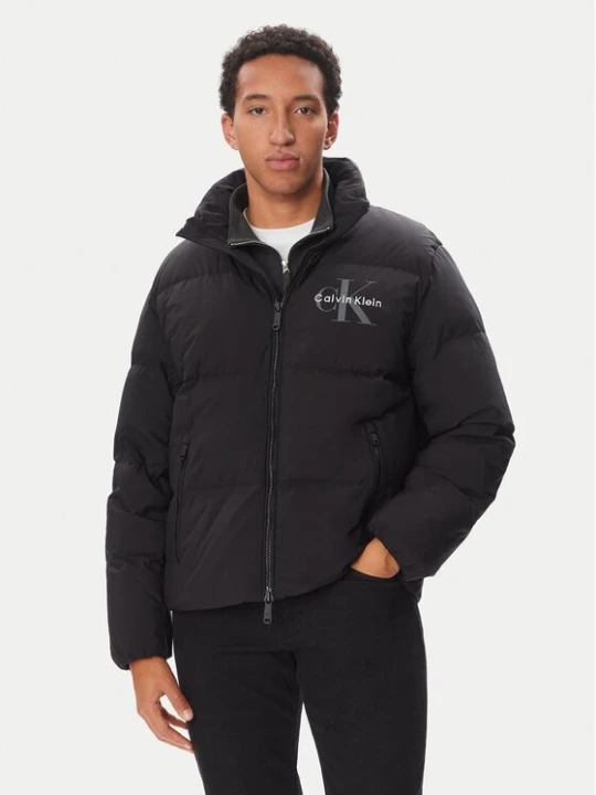 Obrázek produktu Calvin Klein Jeans Zimní bunda LV04RH538G Černá Regular Fit