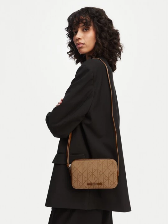 Obrázek produktu Calvin Klein Kabelka Emblem Aop Jacquard Camera Bag LV04F3533G Hnědá