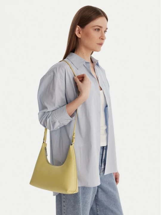 Obrázek produktu Calvin Klein Kabelka Foil Logo Conv Shoulder Bag LV04F3272G Žlutá