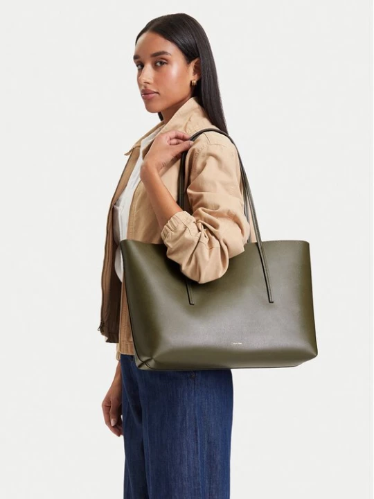 Obrázek produktu Calvin Klein Kabelka Foil Logo Tote W / Pouch LV04F3274G Tmavě zelená