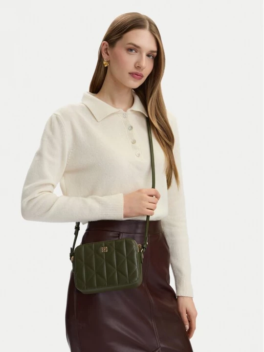 Obrázek produktu Calvin Klein Kabelka Quilted Double Zip Camera Bag LV04F3328G Tmavě zelená