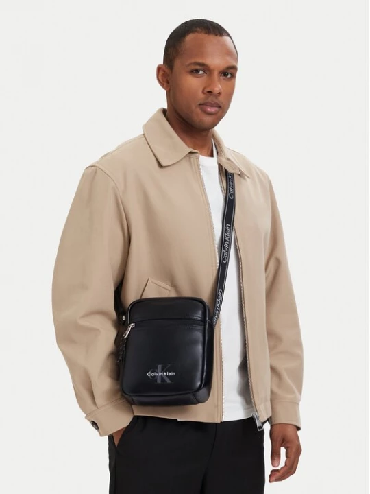 Obrázek produktu Calvin Klein Brašna Bold Logo Webbing LV04D3418G Černá