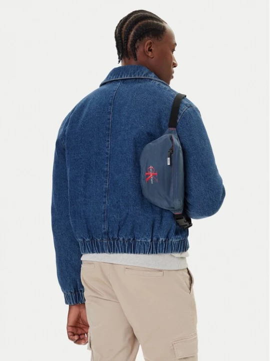 Obrázek produktu Calvin Klein Ledvinka Bold Waistbag LV04D3116G Tmavomodrá