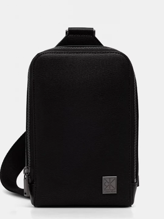 Obrázek produktu Calvin Klein taštička na krk pánská z imitace kůže černá