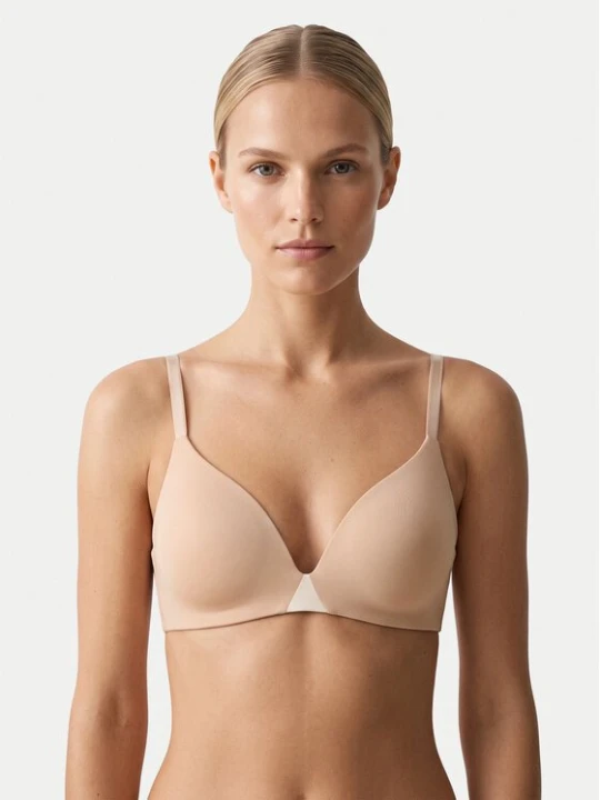 Obrázek produktu Chantelle Bezešvá podprsenka Absolute Invisible Ohne Bugel C15G80 Béžová