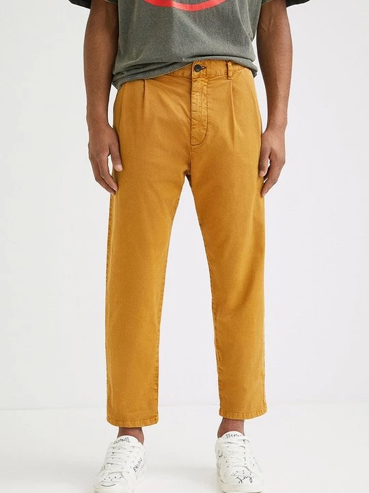 Obrázek produktu Chino kalhoty Desigual hořčicově žlutá