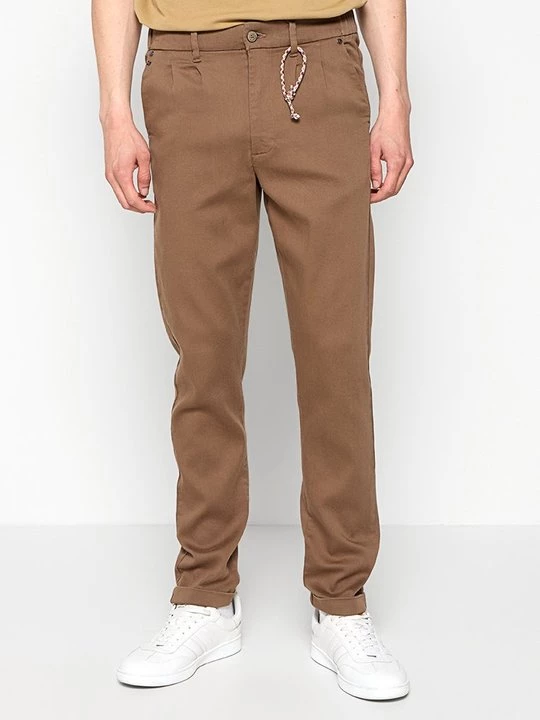 Obrázek produktu Chino kalhoty INDICODE tmavě hnědá