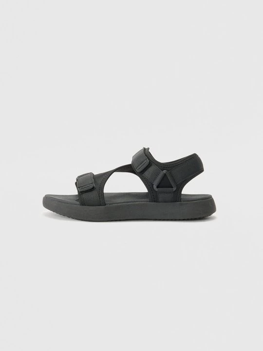 Obrázek produktu Chodecké sandály icepeak černá