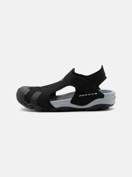 Obrázek produktu Chodecké sandály Jordan černá