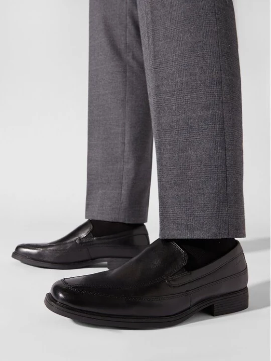 Obrázek produktu Clarks Lordsy Tilden Free 261103127 Černá