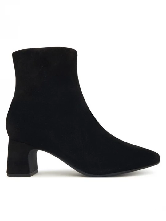 Obrázek produktu Clarks Polokozačky Fernie Zip 26182936 Černá