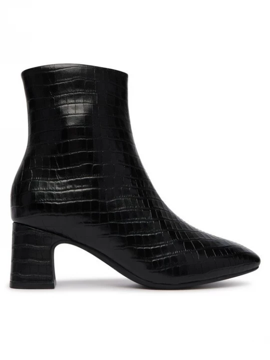 Obrázek produktu Clarks Polokozačky Fernie Zip 26327187 Černá