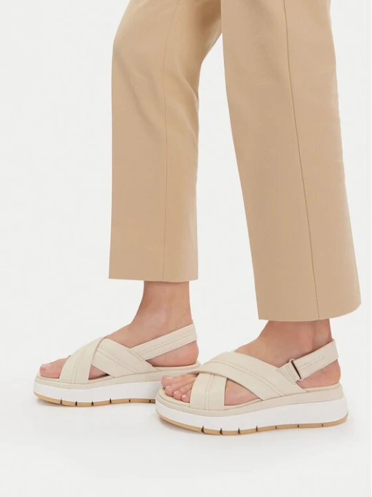 Obrázek produktu Clarks Sandály Tuscan Cross 26181470 Écru Krémová