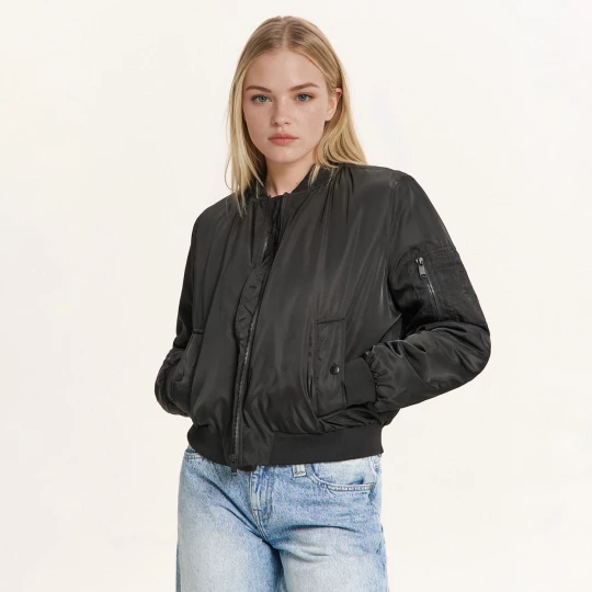 Obrázek produktu Cropp - Bomber - černý