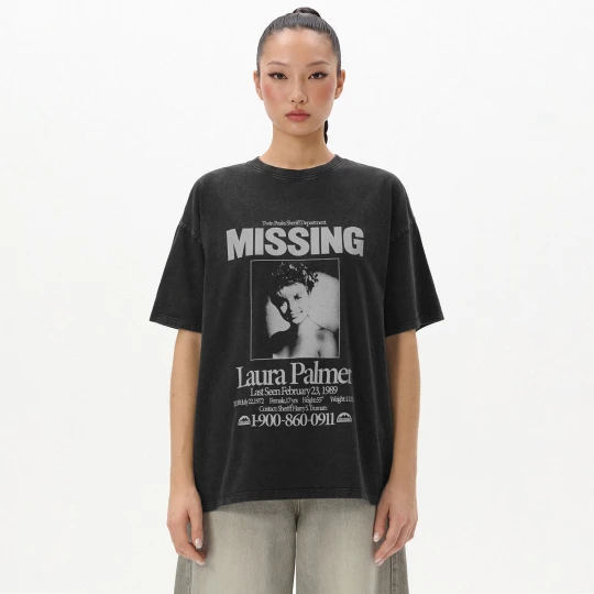 Obrázek produktu Cropp - Černé tričko s potiskem Twin Peaks - černý
