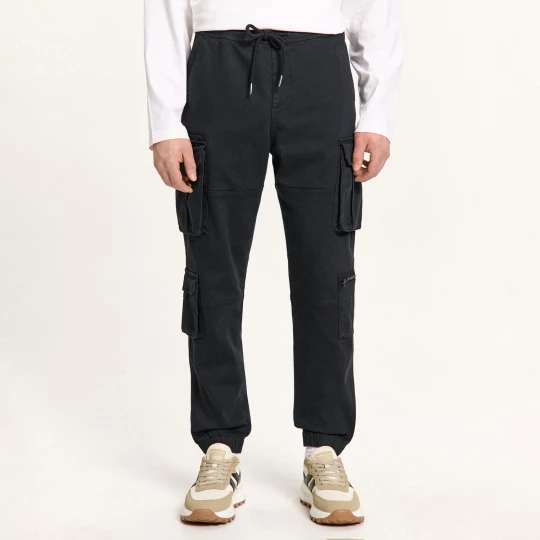 Obrázek produktu Cropp - Kalhoty joggers s cargo kapsami - černý