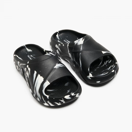 Obrázek produktu Cropp - Nazouváky s potiskem - černý