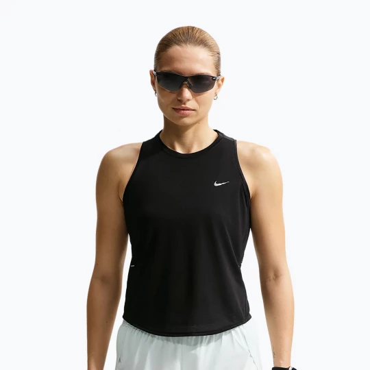 Obrázek produktu Dámské běžecké tričko Nike Swift Breathe Dri-Fit black / black / white