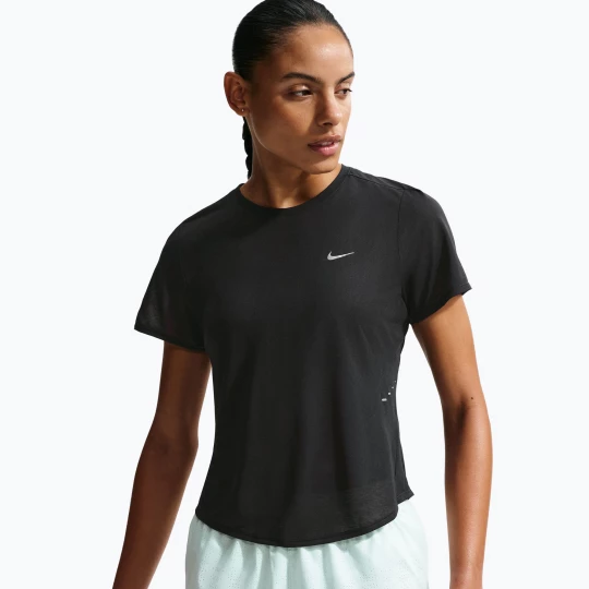 Obrázek produktu Dámské běžecké tričko Nike Swift Breathe Dri-Fit black / photon dust / white