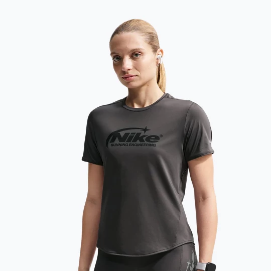 Obrázek produktu Dámské běžecké tričko Nike Swift Dri-Fit medium ash šedá