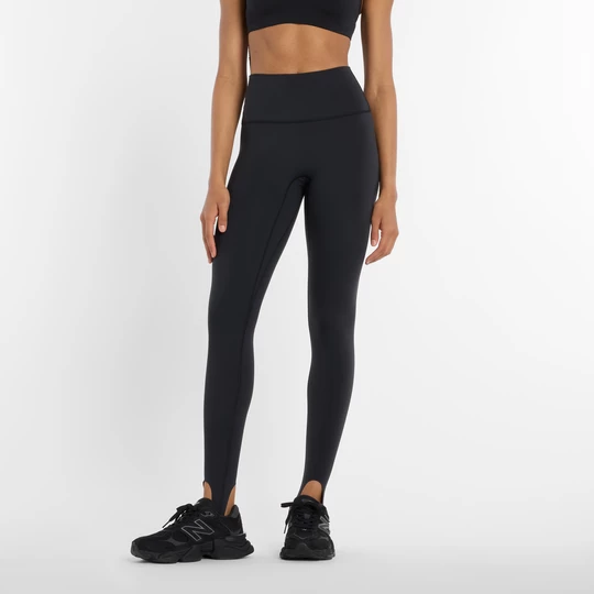 Obrázek produktu Dámské legíny New Balance WP53168BK – černé