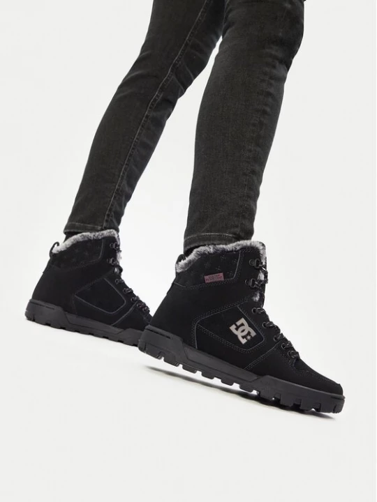 Obrázek produktu DC Shoes Kotníková obuv Manteca 4 ADJB100012-BK2 Černá
