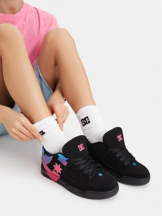 Obrázek produktu DC Shoes Sneakersy DC02744002 Černá