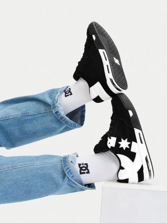 Obrázek produktu DC Shoes Sneakersy EO-DC COMMAND DC02220002 Černá