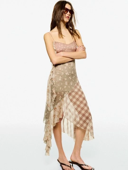 Obrázek produktu Denní šaty Bershka hnědá