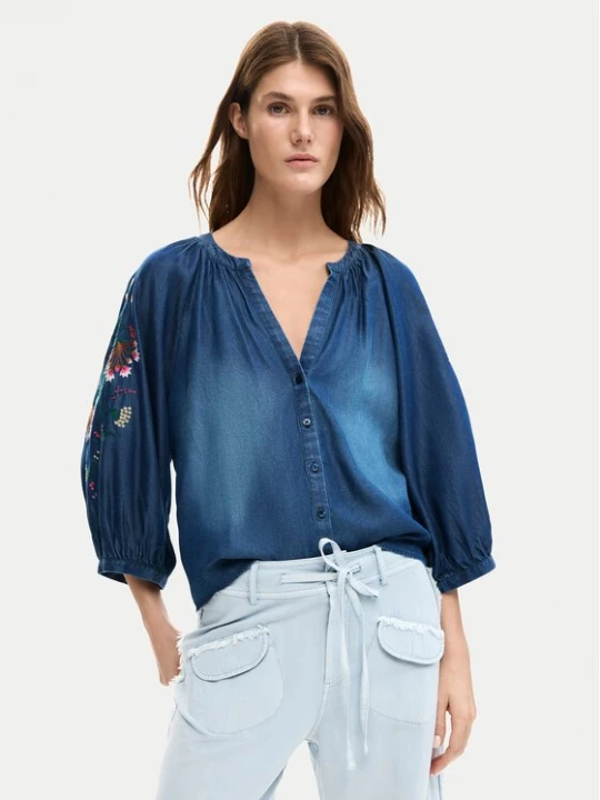 Obrázek produktu Desigual džínová košile 26SWBW16 Tmavomodrá Relaxed Fit