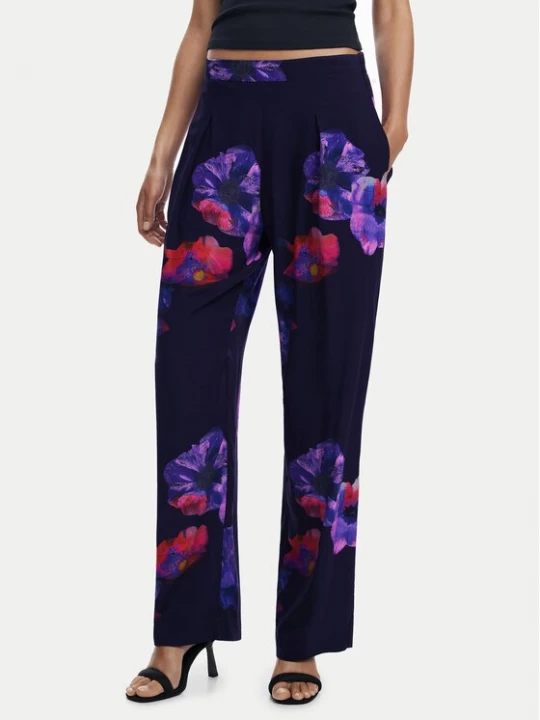 Obrázek produktu Desigual Kalhoty z materiálu 25SWPWX5 Černá Relaxed Fit