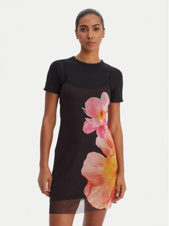 Obrázek produktu Desigual Úpletové šaty 26SWVK20 Černá Slim Fit