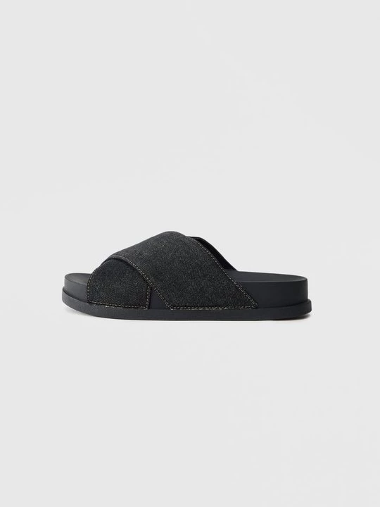 Obrázek produktu Domácí obuv Tommy Jeans černá