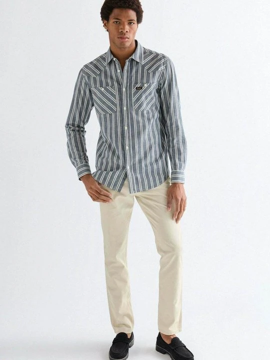 Obrázek produktu Džíny Straight Fit Wrangler béžová