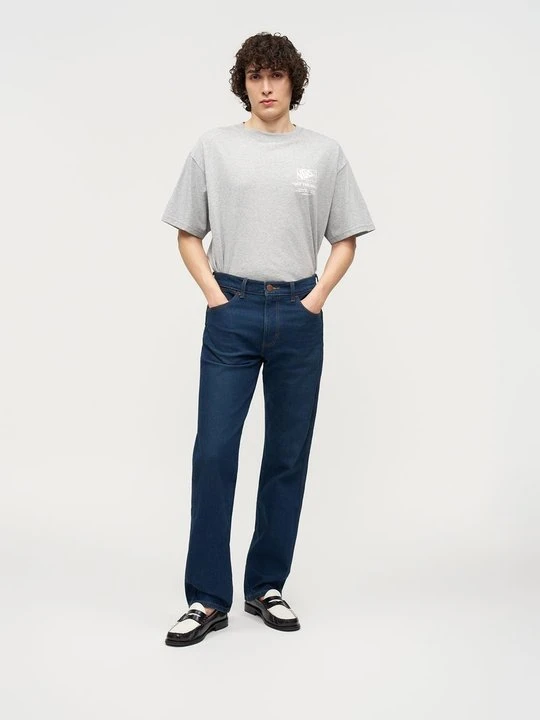 Obrázek produktu Džíny Straight Fit Wrangler modrá