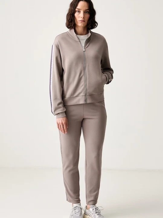 Obrázek produktu EA7 Emporio Armani tepláková souprava dámská hnědá