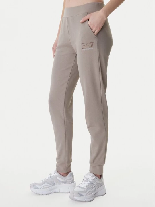 Obrázek produktu EA7 Emporio Armani Teplákové kalhoty 7W000538 AF15831 Hnědá Regular Fit