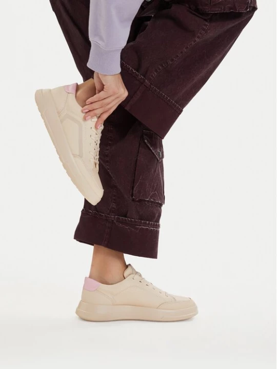 Obrázek produktu ECCO Sneakersy Move 22380361378 Écru Krémová